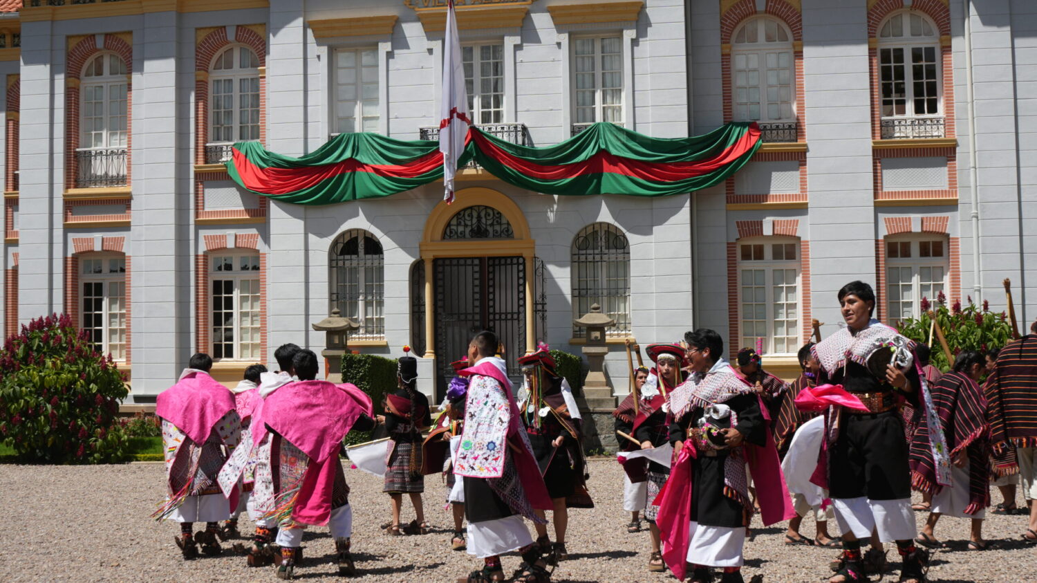 Patrimoine bolivien : transmettre l&rsquo;identité culturelle aux jeunes générations